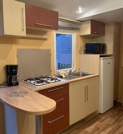 Mobil Home ปอร์-ลา-นูแวลล์ ภายนอก รูปภาพ