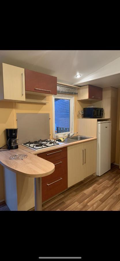Mobil Home ปอร์-ลา-นูแวลล์ ภายนอก รูปภาพ